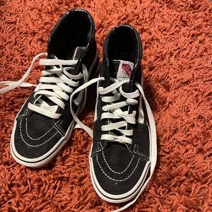 vans high top skater shoes black and white men 4.5 and women 6.0